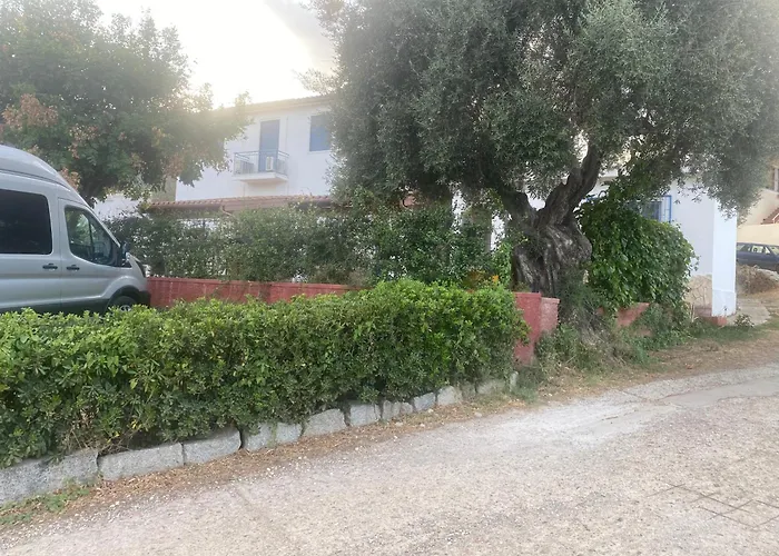 Domo Mea Сasa de vacaciones Cardedu